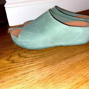 Suede FitFlop clogs
